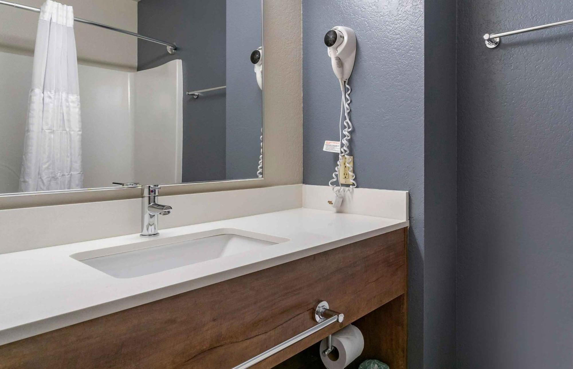 Extended Stay America Premier Suites - Belgrade - Bozeman - Yellowstone Airport מראה חיצוני תמונה